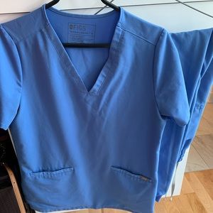 Figs ceil blue scrub kit